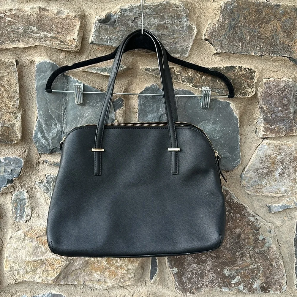 Kate Spade New York Cedar Street Maise Shoulder Bag in Black Saffiano Leather